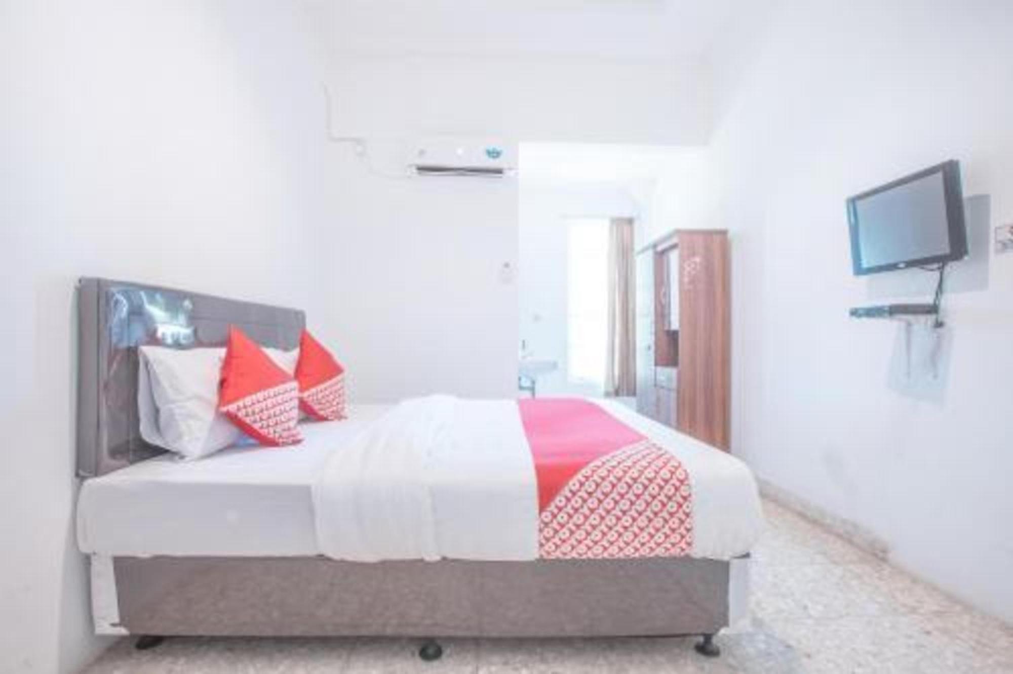 Capital O 332 Residence G17 Kemang Jakarta Exterior foto