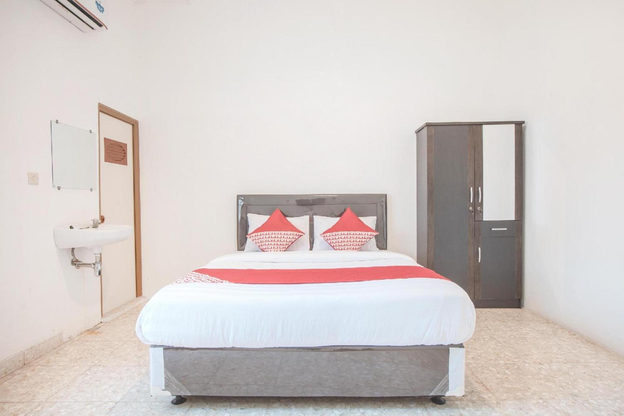 Capital O 332 Residence G17 Kemang Jakarta Exterior foto