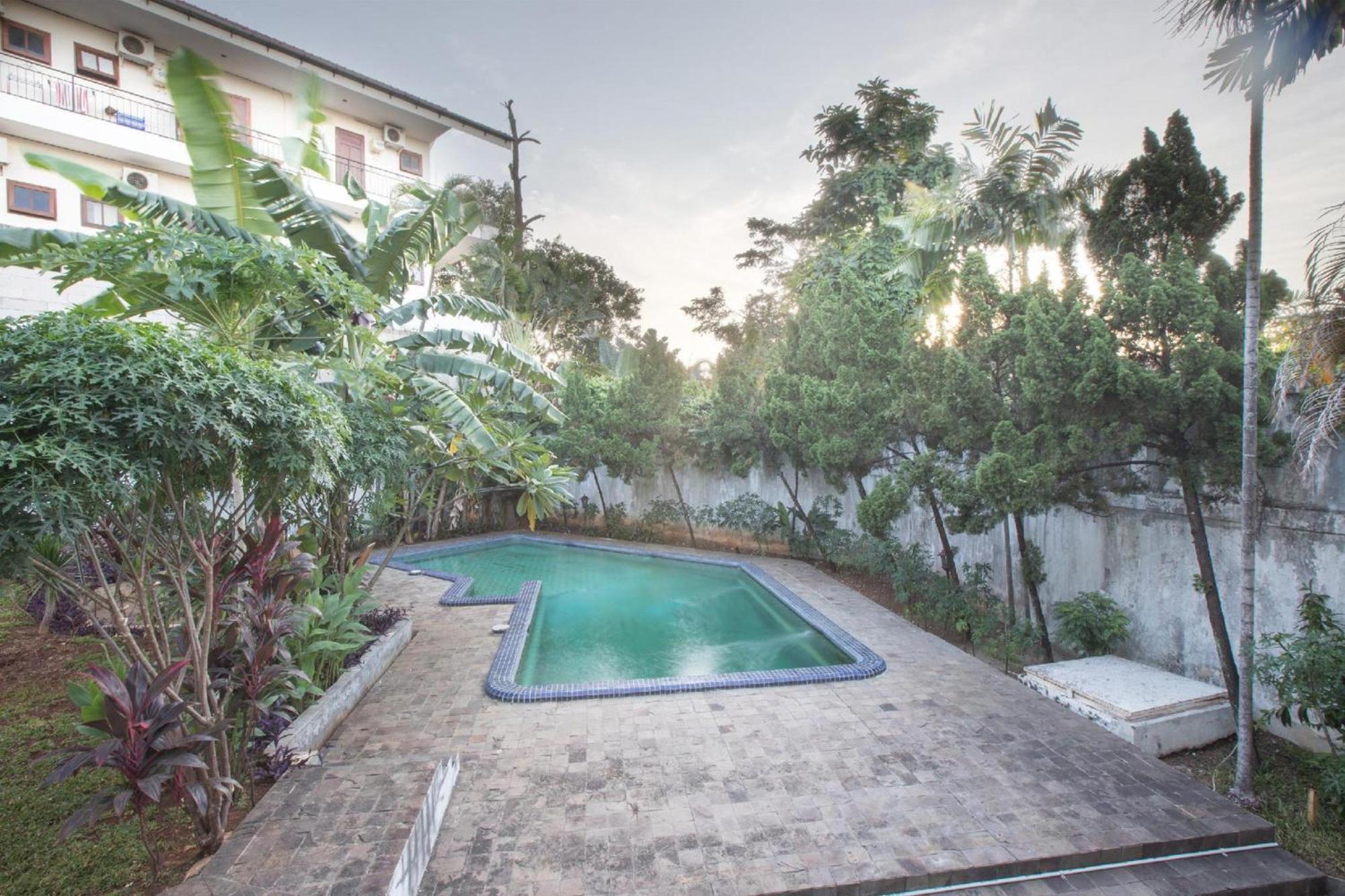 Capital O 332 Residence G17 Kemang Jakarta Exterior foto