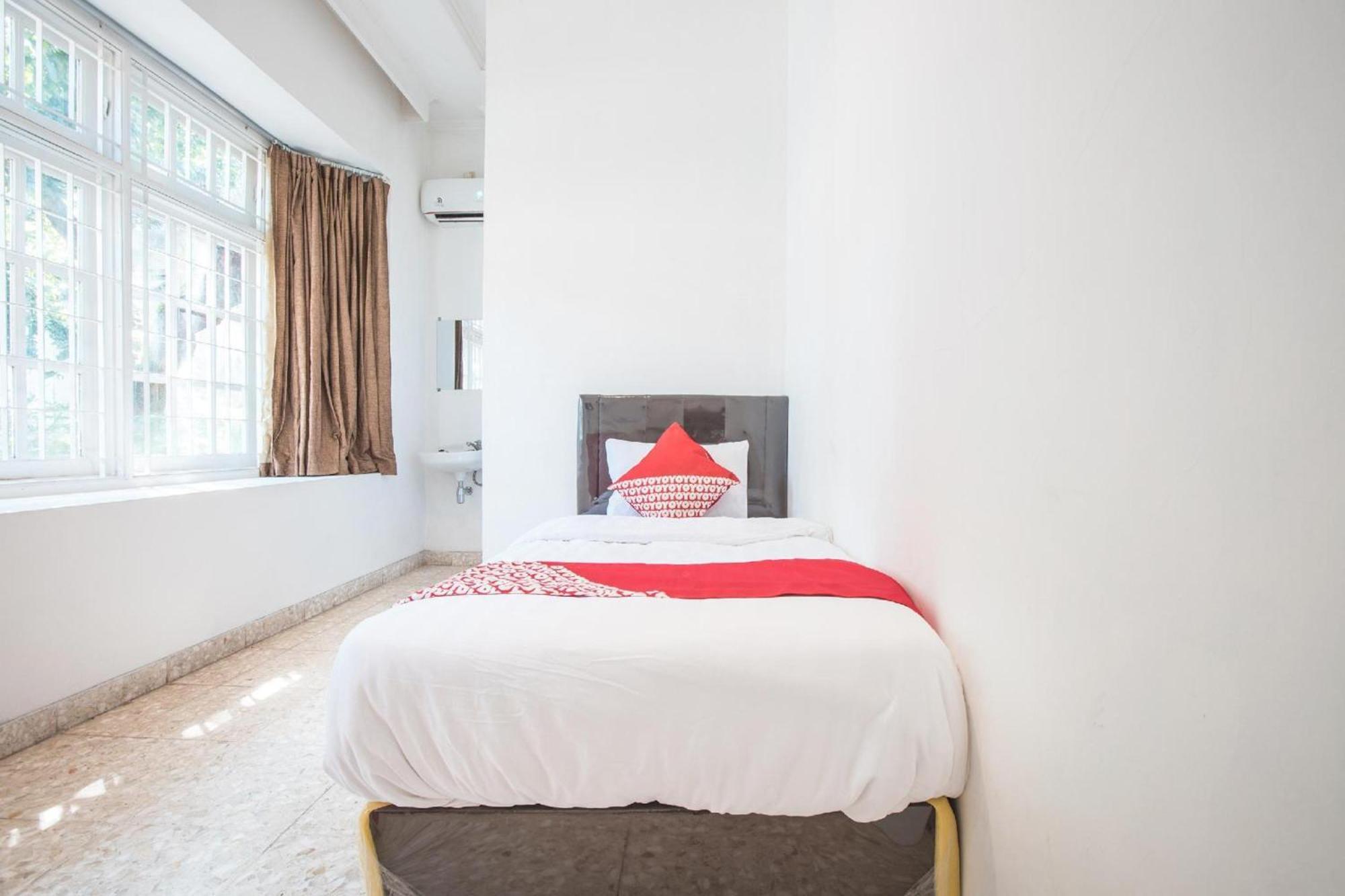 Capital O 332 Residence G17 Kemang Jakarta Exterior foto